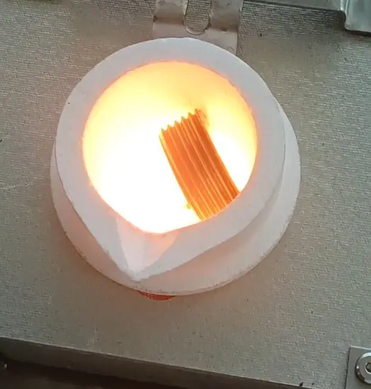 Platinum Tilting Melting Furnace thumbnail 5