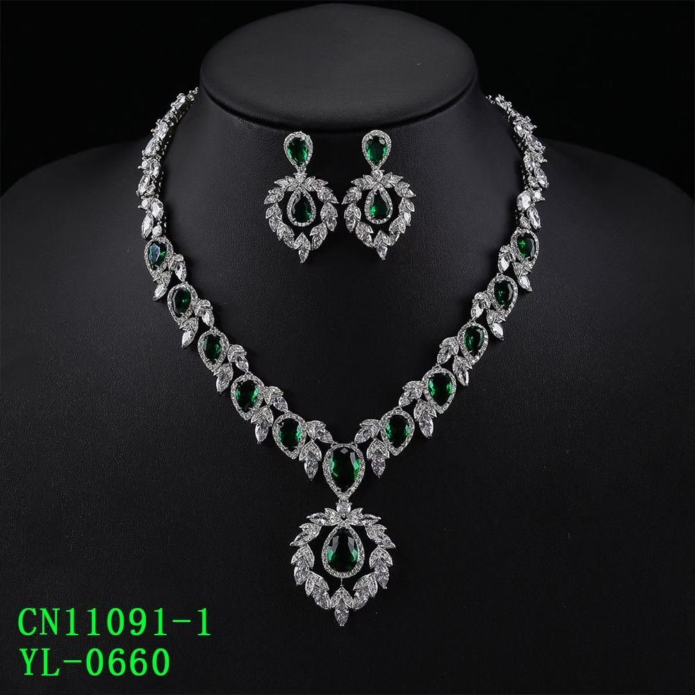 The Opulent Botanical Pear-Cut CZ Statement Necklace thumbnail 2