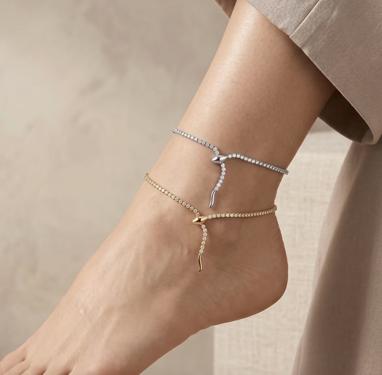 Stainless steel Teardrop Heart Multi-Charm Anklet thumbnail 8