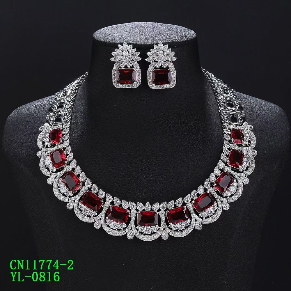 Regal Scallop Statement Jewelry Set thumbnail 3