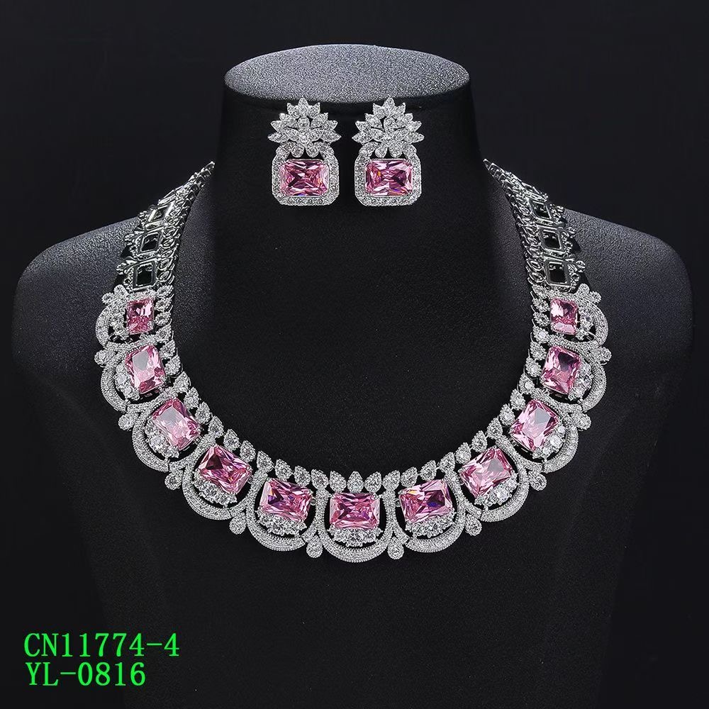 Regal Scallop Statement Jewelry Set thumbnail 5